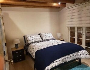 2 室のベッドルーム、WiFi、ベッドシーツ