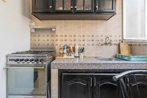 Wasserkocher mit Kaffee-/Teezubehör, Wasserkocher