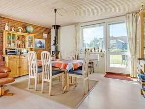 House | Dining