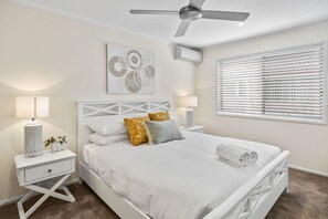 3 bedrooms, iron/ironing board, free WiFi, bed sheets