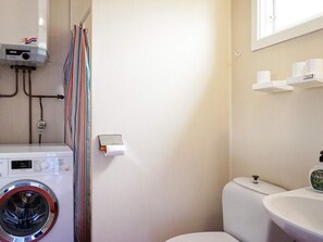 House | Bathroom
