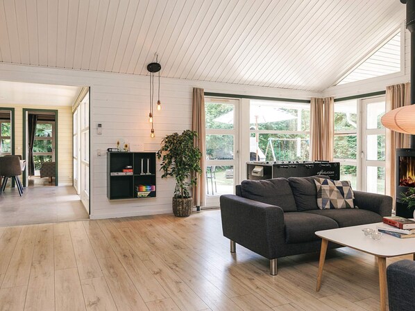 House | Interior - 4 Star Holiday Home in Vaeggerlose (Vaeggerlose)
