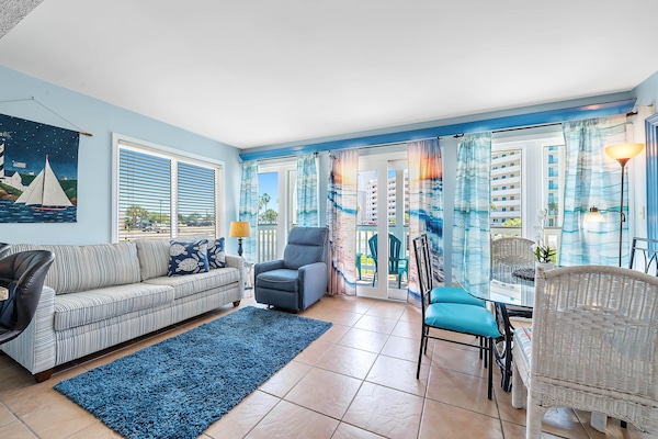 Calming Shades of Blue - Calming Shades of Blue in the Main Living Area