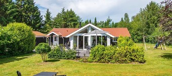 4 Star Holiday Home in Hojslev