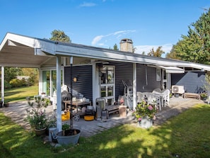 House | Dining