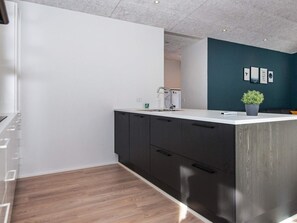 Private kitchen - 5 Star Holiday Home in Ansager (Ansager)