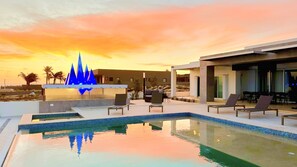 Piscina all'aperto, una piscina riscaldata