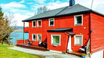 House | Exterior