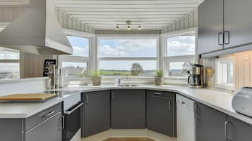 House | Private kitchen