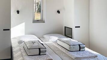 House | 4 bedrooms, individually furnished