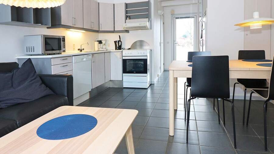 6 Person Holiday Home in Hadsund