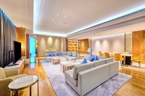 ห้องเพรสซิ  เดนเชียลสวีท, เตียงคิงไซส์ 1 เตียง | ผ้าปูที่นอนฝ้ายอียิปต์, เครื่องนอนระดับพรีเมียม, ผ้านวมขนเป็ด
