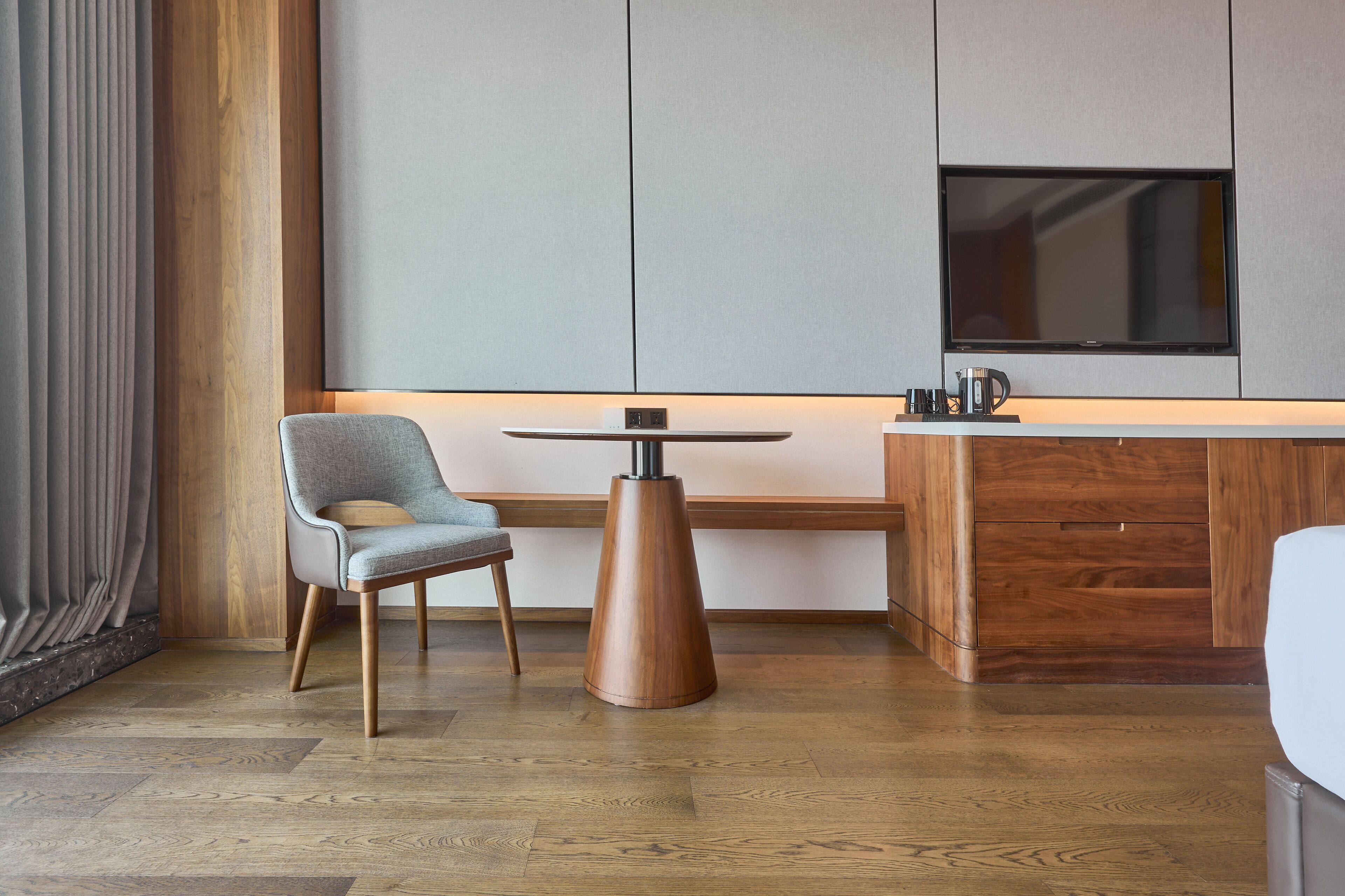 高級寢具、羽絨被、舒適加層、迷你吧