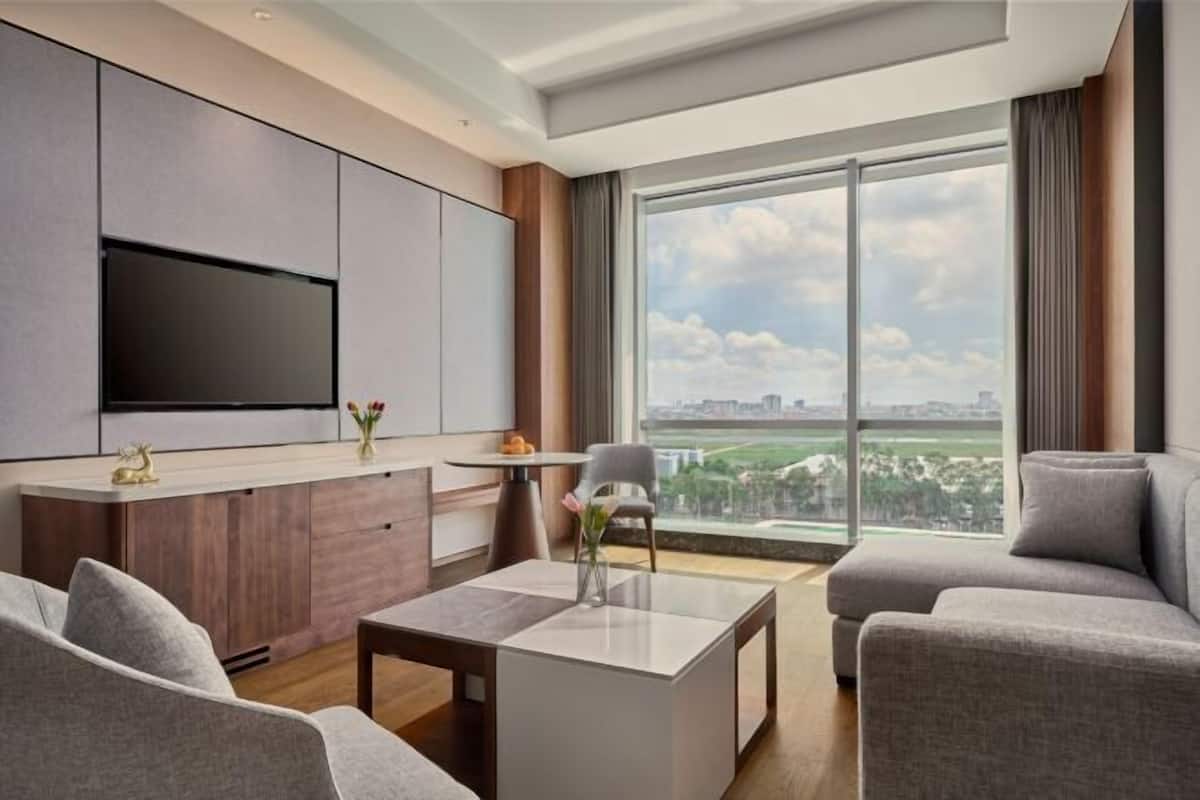 Oturma alanı | Uydu yayını kanalları bulunan 50 inç akıllı televizyon, televizyon