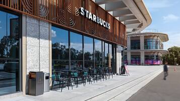 Mặt tiền nơi lưu trú