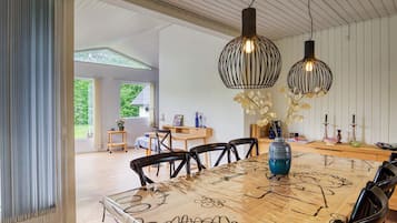 House | Dining