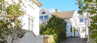 9 Person Holiday Home in Fiskebackskil