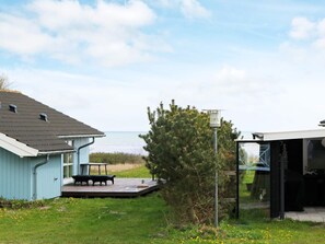 House | Water view