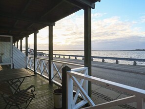 House | Terrace/patio
