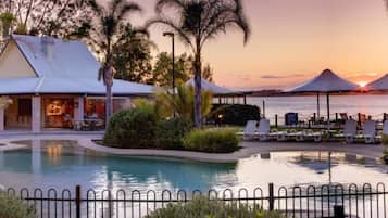 Indoor pool, outdoor pool