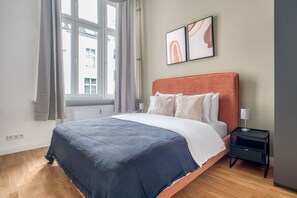 Bügeleisen/Bügelbrett, WLAN, Bettwäsche