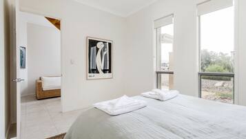 4 Schlafzimmer, Bügeleisen/Bügelbrett, kostenloses WLAN, Bettwäsche