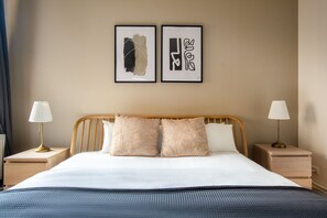 1 bedroom, iron/ironing board, WiFi, bed sheets - Beautiful Mitte 1BR nr Spree, by Blueground (Berlin)