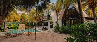 Coco Cabin, only adults