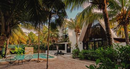 Coco Cabin, only adults