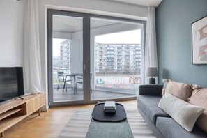 Télévision, chaîne hi-fi