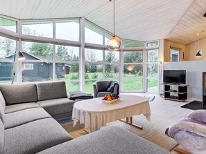 House | Interior - 4 Star Holiday Home in Saeby (Sæby)
