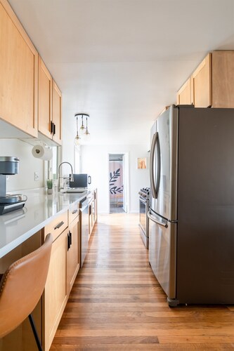 Denver Escape-10: Patio, Hot Tub, JamRoom, FirePit