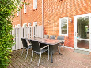 Apartment | Dining - 4 Person Holiday Home in Romo (Rømø)
