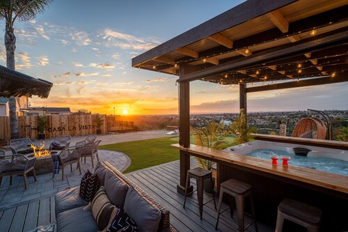 San Diego * Jacuzzi * Backyard Paradise