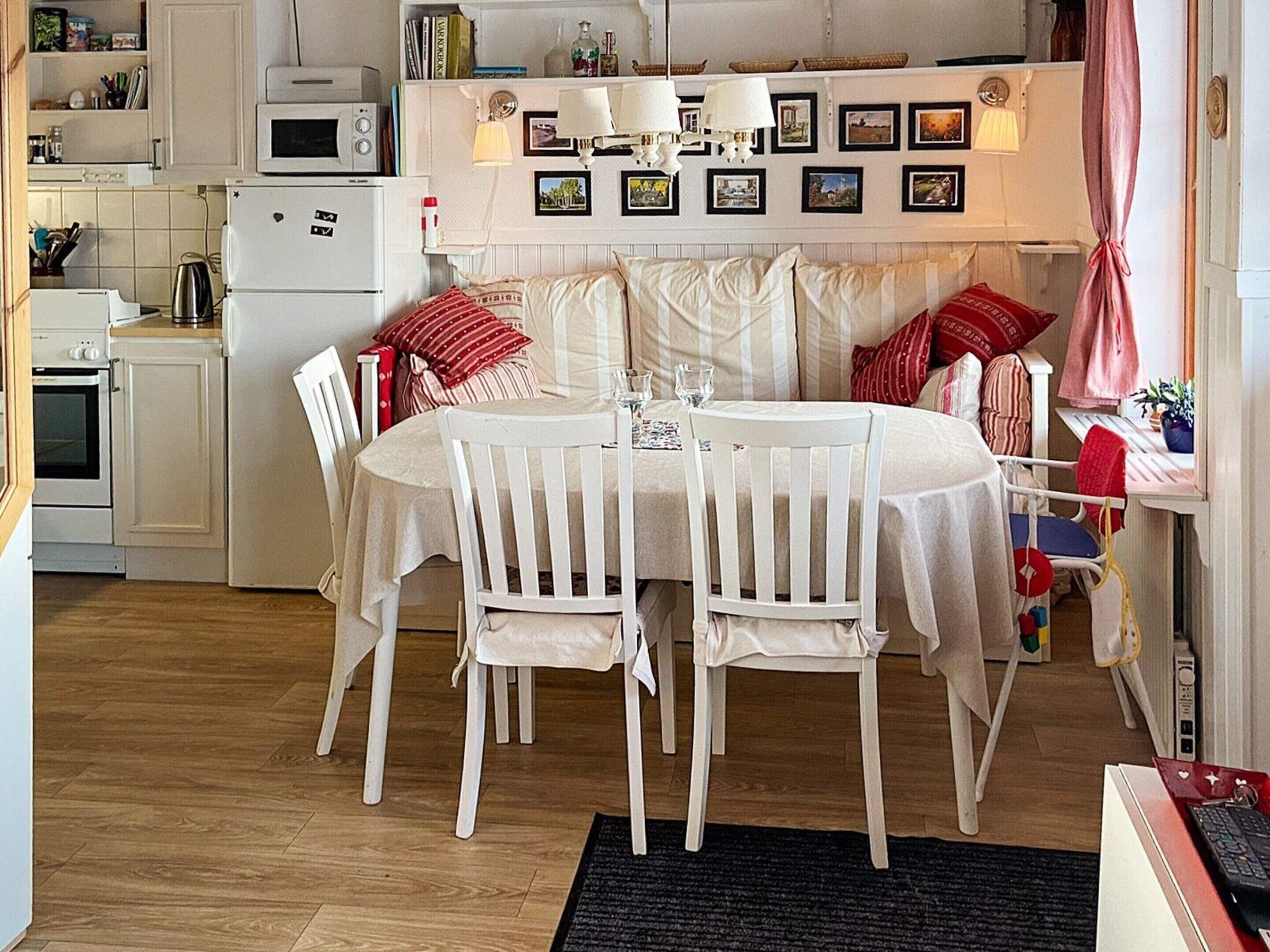 House | Dining