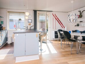 House | Interior - 6 Person Holiday Home in Hemmet (Hemmet)