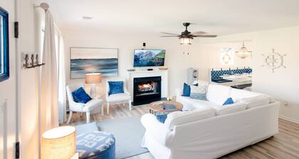 Bay views with kayaks, bikes, fire pit, crabbing and more