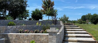 Escape to Nature: Exquisite Retreat Perfect for Gatherings near Charlottesville