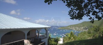 Immaculate 3 Bed Villa Overlooking Admiralty Bay