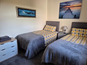 2 Schlafzimmer, Bügeleisen/Bügelbrett, WLAN, Bettwäsche