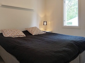 Casa | 4 quartos, individualmente mobiliados