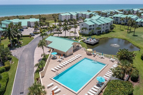 حمّام سباحة خارجي، حمّام سباحة مُدفَّأ