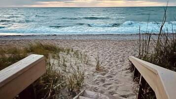 Strand