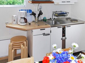 House | Private kitchen - 4 Person Holiday Home in Eskilstuna (Eskilstuna)