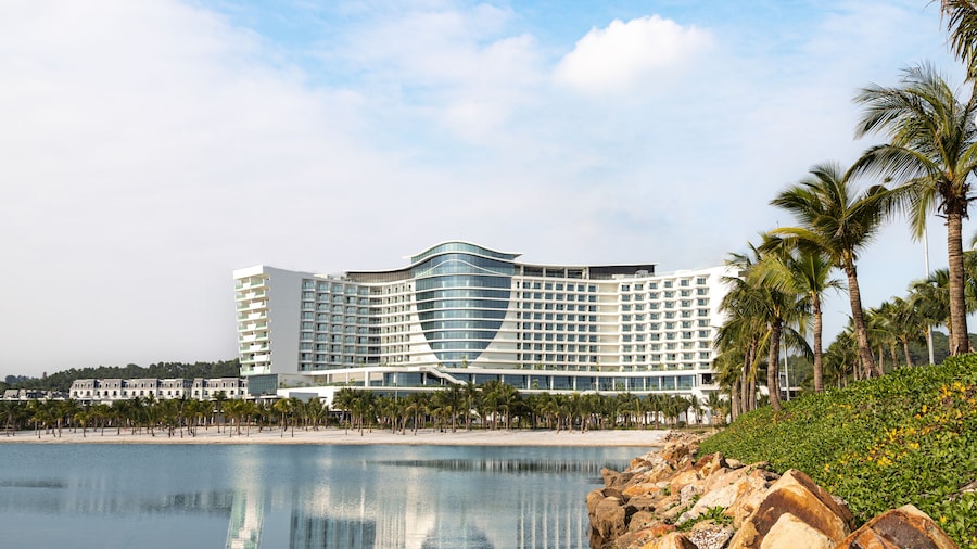 Dream Dragon Resort