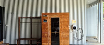 Casa Beaufort~eco home, massage, baths & bush views