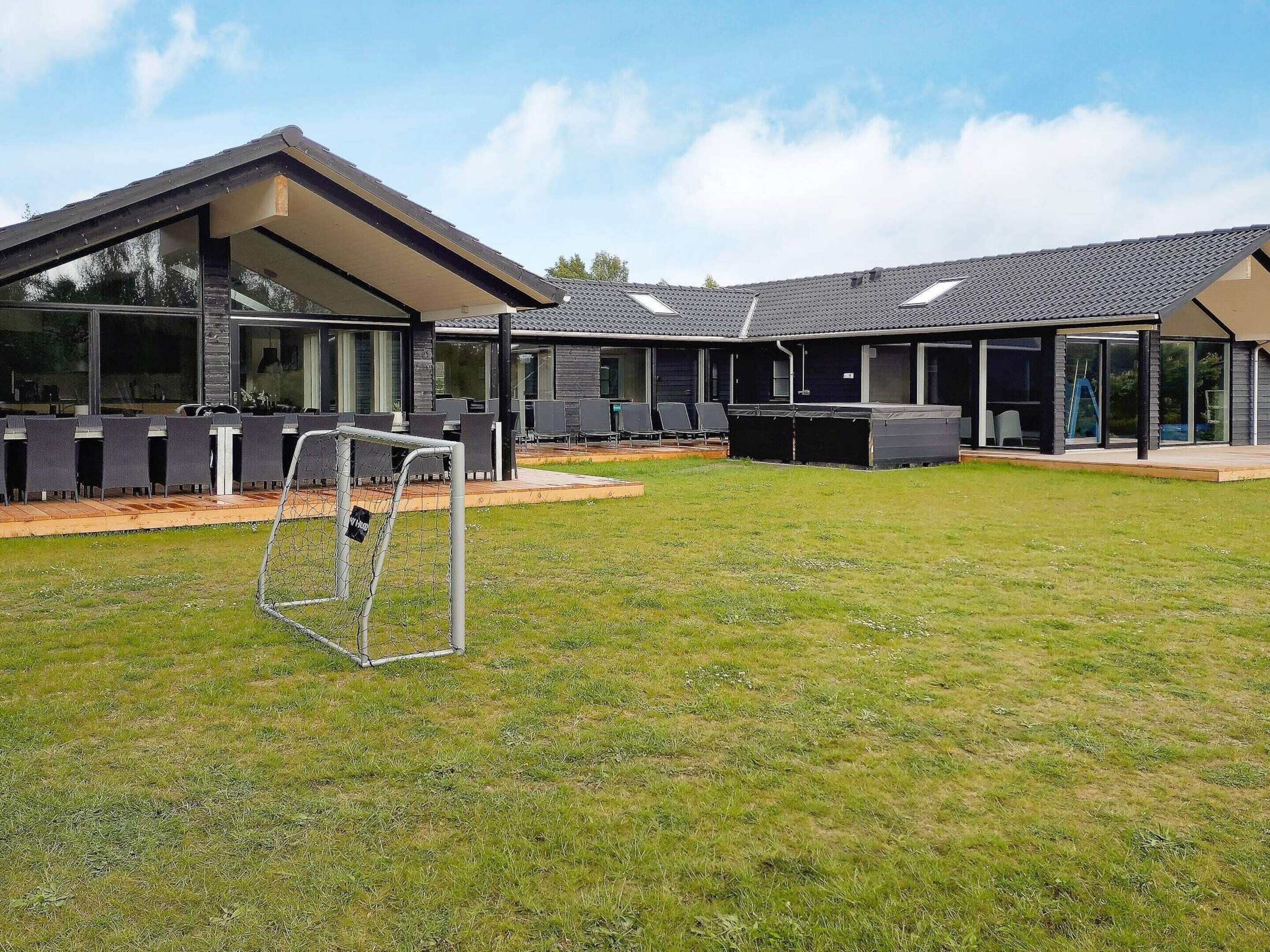 House | Terrace/patio