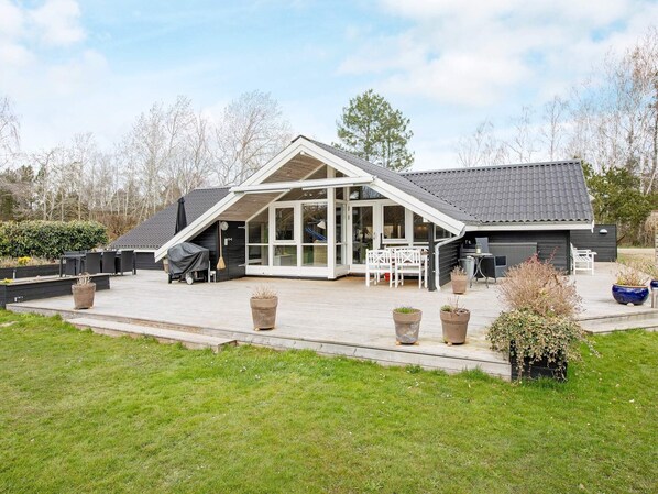 House | Exterior - 10 Person Holiday Home in Stege (Stege)