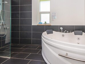 House | Bathroom
