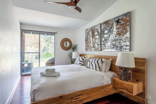 5 Schlafzimmer, Bügeleisen/Bügelbrett, WLAN, Bettwäsche